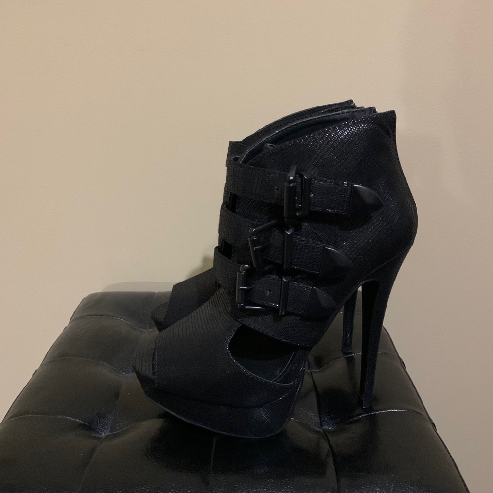 Women Shoes